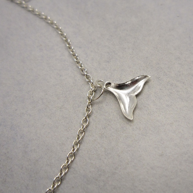Sterling Silver Chain Anklet with 5 Whale Tails 22.5cms extending to 25cms - Image 3