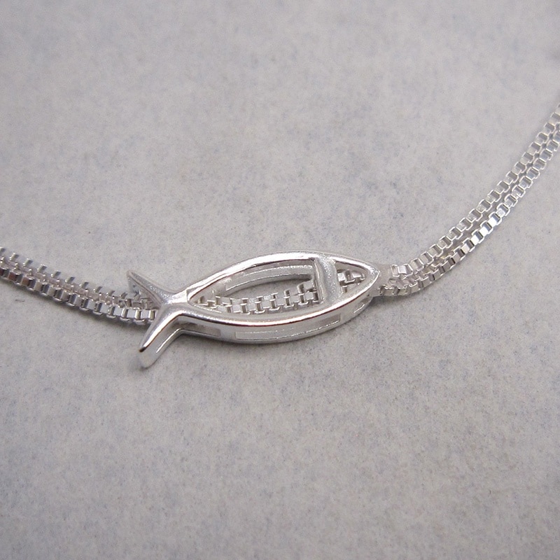 Sterling Silver Double Box Chain with 3 Fish 16.25cms extending to 18.75cms - Image 2
