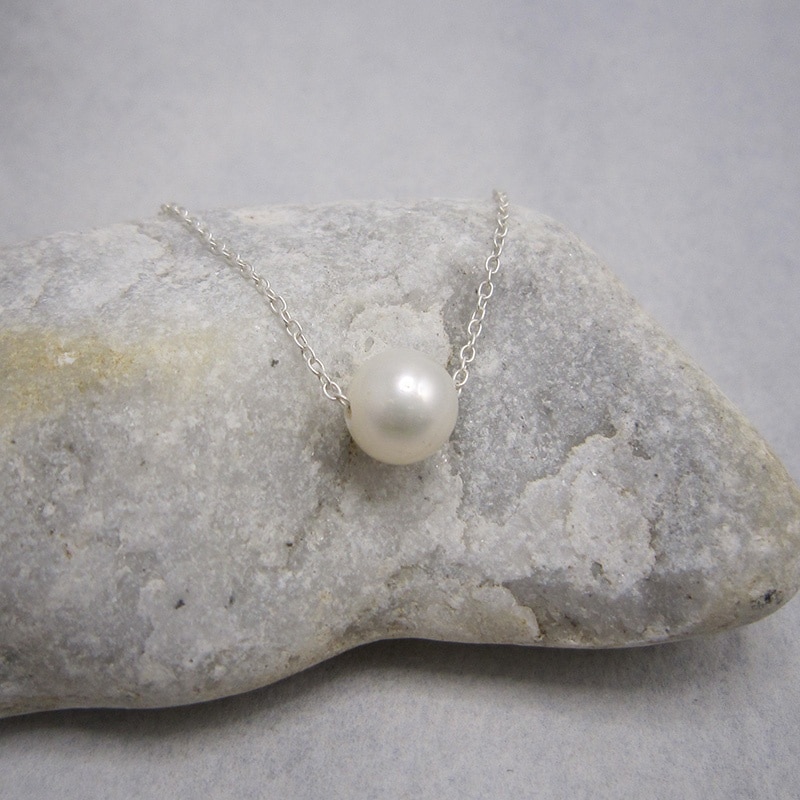 Sterling Silver Necklace with Freshwater Pearl 45cms