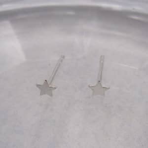 sterling silver tiny star stud earrings